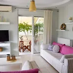 Апартаменты Mailia Lagoon